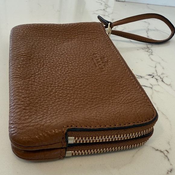 Coach zipper wallet - Picture 2 of 8